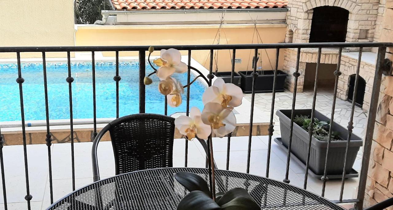 Traumferienwohnung Mit Privatem Pool & Gemuetlicher Grillecke Am Meer, Kroatien, Istrien, Liznjan Bei Medulin - Bester Urlaub An Der Adria, Fuer Paare 外观 照片